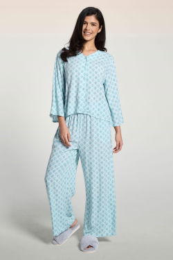 طقم بجامة بطبعة product image
