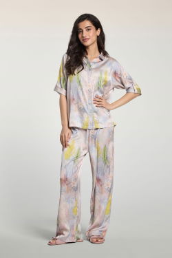 طقم استرخاء مطبوع بأكمام قصيرة product image